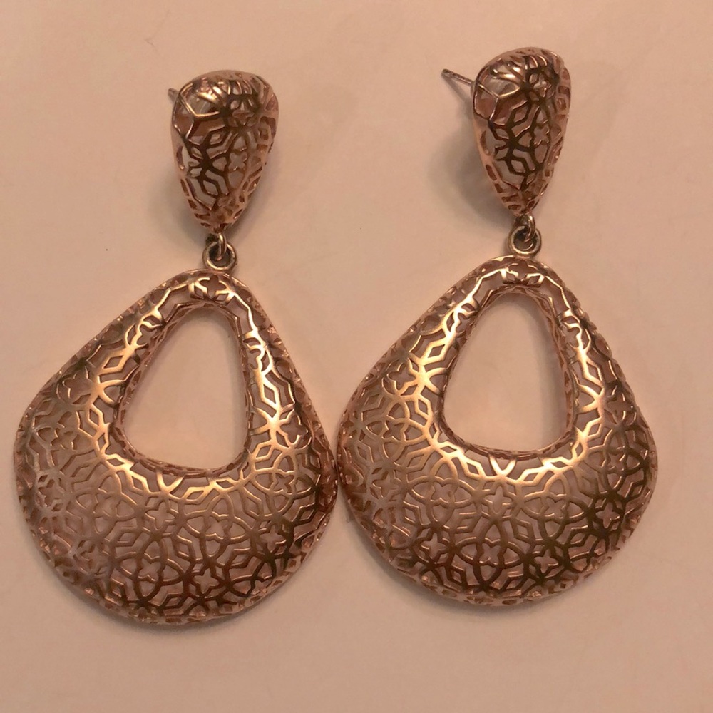 Kendra Scott rose gold post dangles
